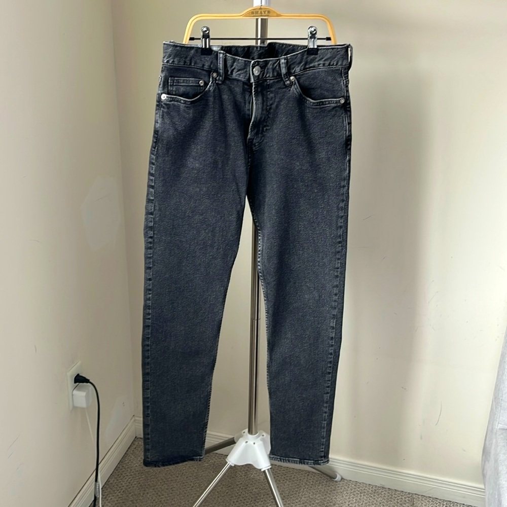 H&M Men’s slim fit grey jeans